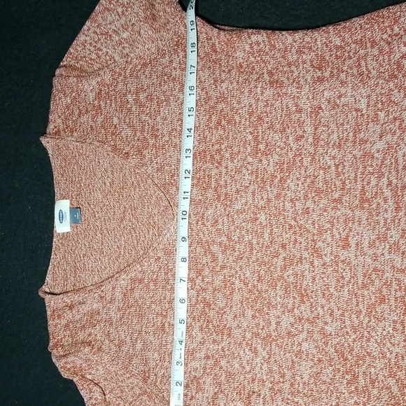 Old Navy ladies sweater - Picture 2 of 7